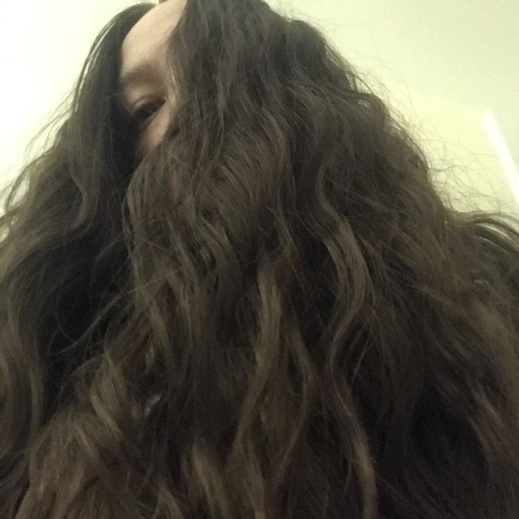 Meet your Posher, Iris - Picture 1 of 1